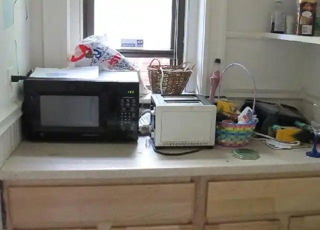 Property at 1422 Commonwealth Ave Unit 2, Boston, MA, 02134, 2 beds, 1 bath, [object Object]