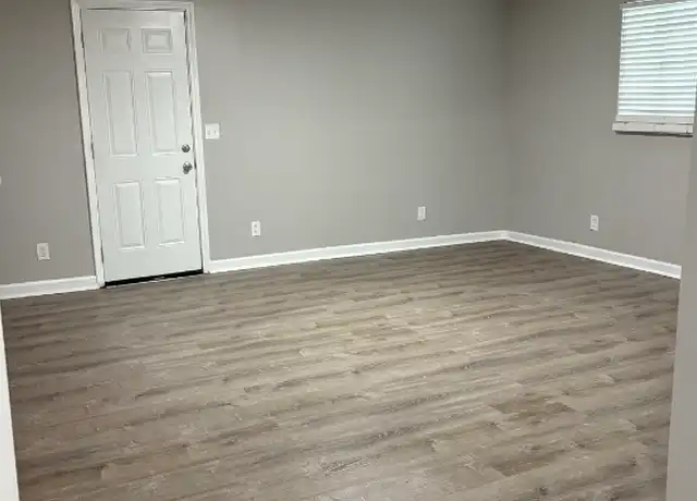 Property at 4246 Redonda Ln, Dayton, OH, 45416, 3 beds, 1 bath, [object Object]