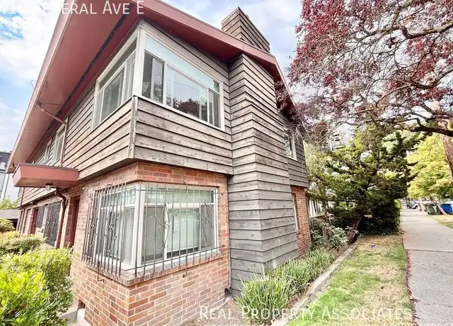 Property at 415 Federal Ave E, Seattle, WA, 98102, 2 beds, 1 bath, [object Object]