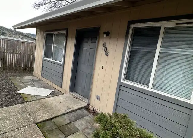 Property at 396 NE Miguel Ave Unit Screen402, Roseburg, OR, 97470, 2 beds, 1 bath, [object Object]
