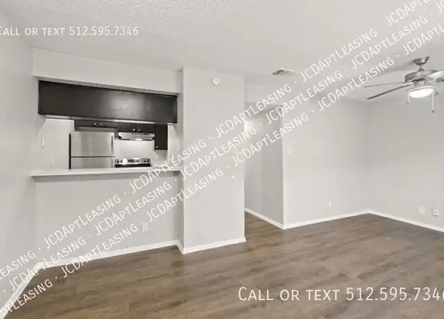 Property at 2001 S Interstate 35 Frontage Rd Unit 221, Austin, TX, 78741, 1 bed, 1 bath, [object Object]
