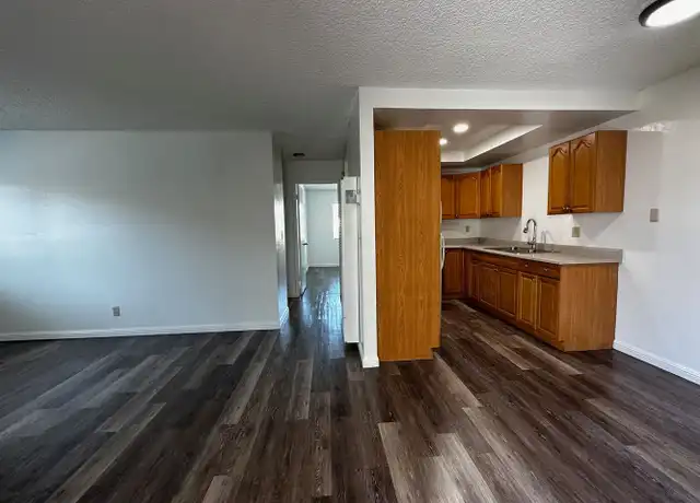 Property at 960 W Chestnut Ave Unit 924-C, Lompoc, CA, 93436, 2 beds, 1 bath, [object Object]