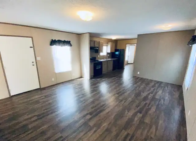 Property at 10 E Dogwood Dr Unit G, Muncie, IN, 47303, 3 beds, 2 baths, [object Object]