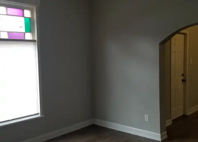 Property at 140 N 17th St, Decatur, IL, 62521, 3 beds, 1 bath, [object Object]