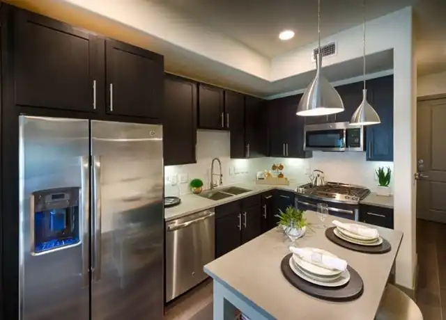 Property at 909 Town and Country Blvd Unit 172209, Houston, TX, 77024, 1 bed, 1 bath, [object Object]