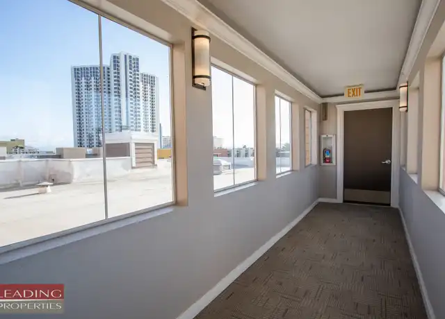 Property at 6400 Christie Ave #5402, Emeryville, CA, 94608, 1 bed, 1 bath, [object Object]