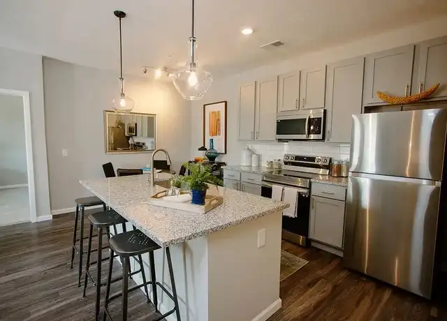 Property at Elan Park Apartments - 5050 Westerville Rd, Columbus, OH, 43231, 1-2 bed, 1-2 bath, [object Object]