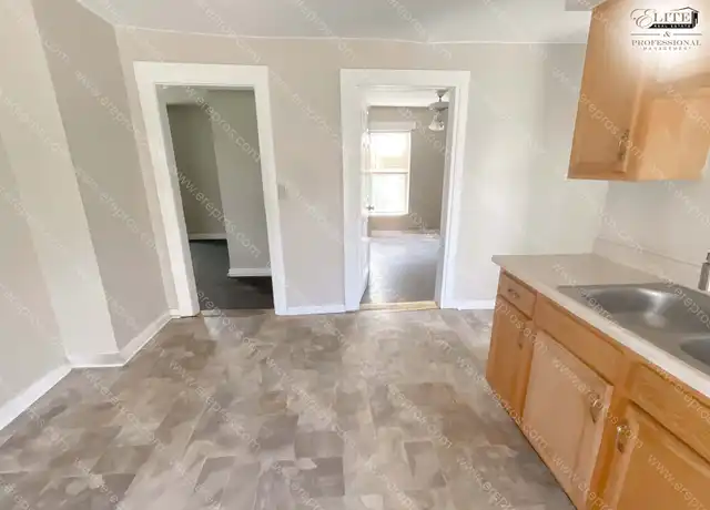 Property at 1229 Lyon St, Flint, MI, 48503, 1 bed, 1 bath, [object Object]