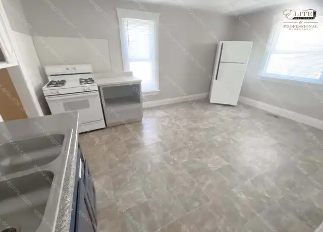 Property at 1229 Lyon St, Flint, MI, 48503, 1 bed, 1 bath, [object Object]