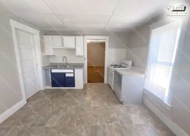 Property at 1229 Lyon St, Flint, MI, 48503, 1 bed, 1 bath, [object Object]