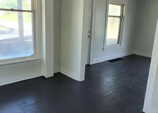 Property at 1140 Avenue B Unit B, Flint, MI, 48503, 4 beds, 2 baths, [object Object]
