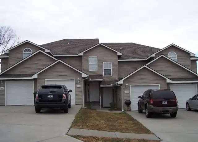 Property at 1200 Pebblecreek Dr Unit A, Warrensburg, MO, 64093, 3 beds, 2.5 baths, [object Object]
