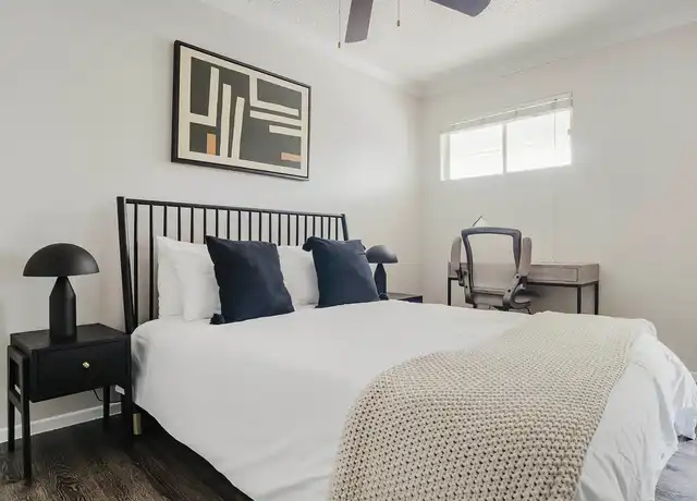 Property at Alma Soco - 126 W Alpine Rd, Austin, TX, 78704, 0-1 beds, 1 bath, [object Object]