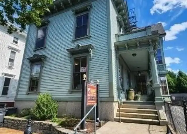 Property at 390 Broadway, Providence, RI, 02909, 1 bed, 1 bath, [object Object]
