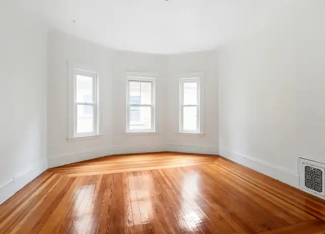 Property at 266 Willow Ave Unit 2, Somerville, MA, 02144, 3 beds, 1 bath, [object Object]