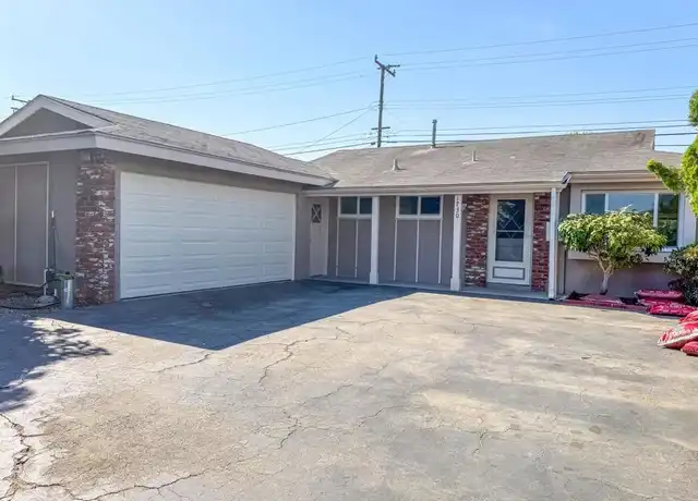 Property at 1730 W Hemlock St, Oxnard, CA, 93035, 3 beds, 2 baths, [object Object]