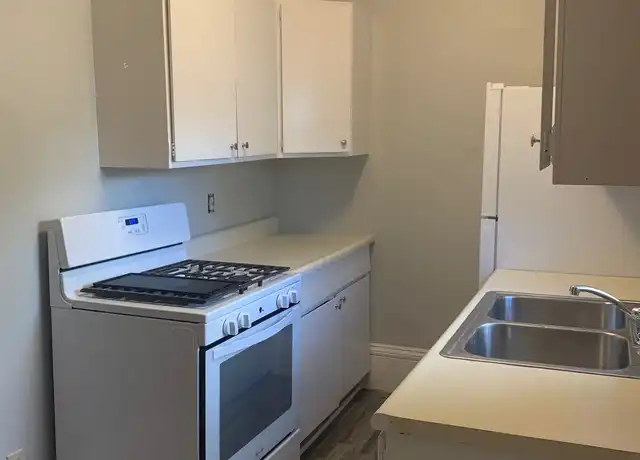 Property at 321 E Oak St Unit 3, Mason, MI, 48854, 2 beds, 1 bath, [object Object]