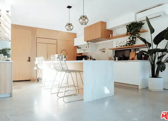 Property at 115 Park Pl, Venice, CA, 90291, 4 beds, 3.5 baths, [object Object]