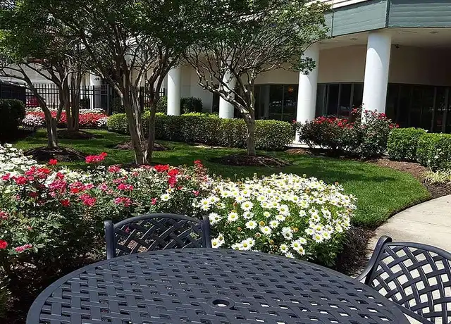 Property at John Knox Towers - 1210 Colonial Ave, Norfolk, VA, 23517, 1 bed, 1 bath, [object Object]
