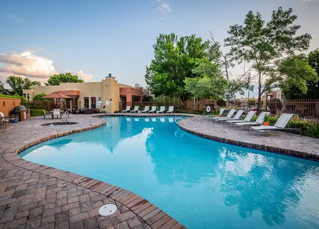 Photo of 4000 La Carrera, Santa Fe, NM 87507