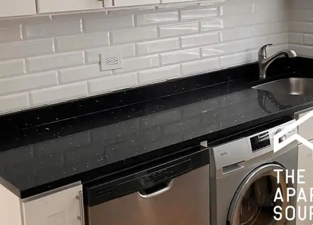 Property at 733 Elm St, Winnetka, IL, 60093, 1 bed, 1 bath, [object Object]