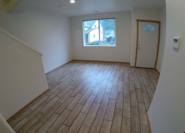 Photo of 38939 Creekside Loop Unit 38939, Sandy, OR 97055