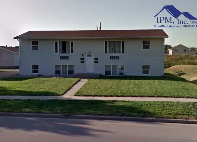 Property at 2109 2nd Ave SW Unit 4, Minot, ND, 58701, 2 beds, 1 bath, [object Object]