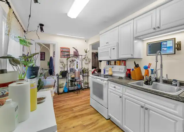 Property at 202 Main St Unit B, Henrietta, NC, 28076, 1 bed, 1 bath, [object Object]