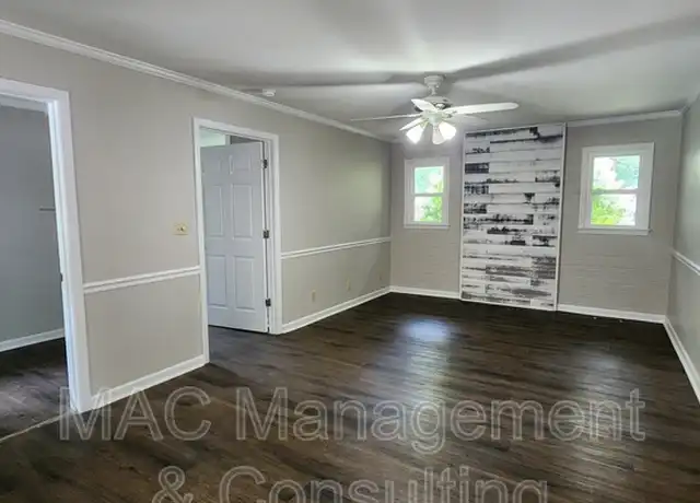 Property at 340 E 14th St, Cookeville, TN, 38501, 3 beds, 2.5 baths, [object Object]