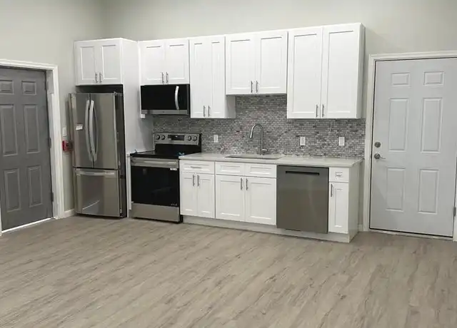 Property at 6035 Germantown Ave Unit 1R, Philadelphia, PA, 19144, 2 beds, 1 bath, [object Object]