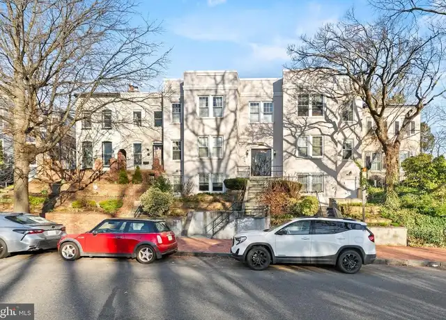 Property at 610 3rd St SE #10, Washington, DC, 20003, 1 bed, 1 bath, [object Object]