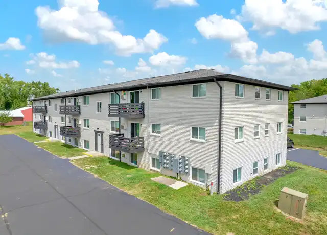 Property at 2816 E County Line Rd, Indianapolis, IN, 46227, 1 bed, 1 bath, [object Object]