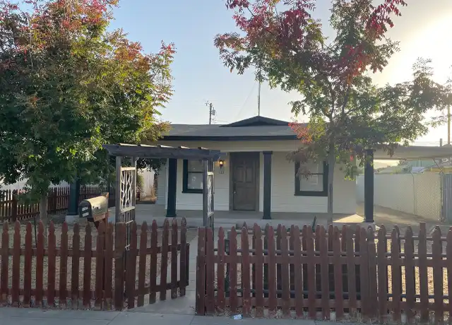 Property at 111 S Orange Ave, Exeter, CA, 93221, 2 beds, 1 bath, [object Object]