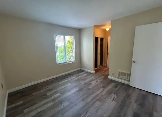 Property at 4960 Clairemont Mesa Blvd Unit 206, San Diego, CA, 92117, 1 bed, 1 bath, [object Object]