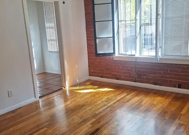 Property at Hollywood Heritage Apartments - 6228 De Longpre Ave, Los Angeles, CA, 90028, 0 beds, 1 bath, [object Object]