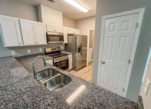 Property at 2305 Pine Ct S, Beaufort, SC, 29902, 1 bed, 1 bath, [object Object]