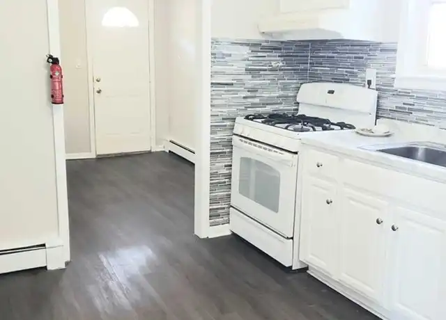 Property at 132 Main ST Unit 1, Fort Lee, NJ, 07024, 2 beds, 1 bath, [object Object]