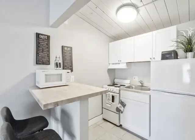 Photo of 1556 E Main St, El Cajon, CA 92021