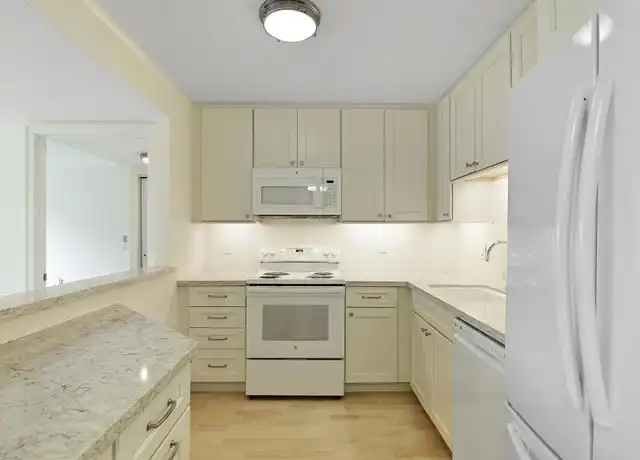 Property at 1425 W 28th St, Minneapolis, MN, 55408, 2 beds, 2 baths, [object Object]