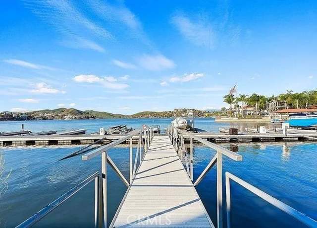 Photo of 22400 Canyon Club Dr, Canyon Lake, CA 92587