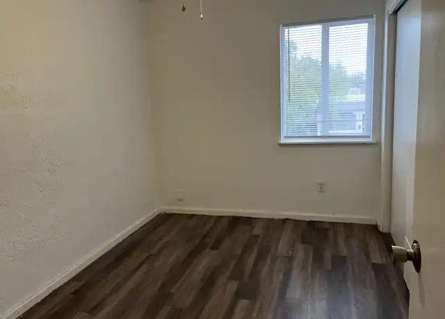 Property at 1515 8th St NW Unit 7, Albuquerque, NM, 87102, 2 beds, 1 bath, [object Object]