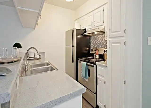 Property at 950 E Southern Ave, Mesa, AZ, 85204, 1 bed, 1 bath, [object Object]