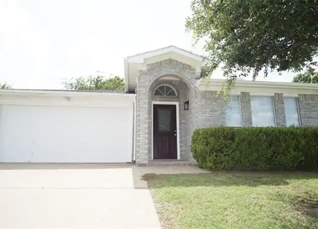 Property at 6008 King William Dr, Arlington, TX, 76018, 3 beds, 2 baths, [object Object]