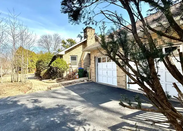 Property at 34 Parker Rd, Edison, NJ, 08820, 3 beds, 2 baths, [object Object]