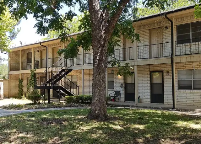Property at 2703 Southside Dr Unit 102, Brownwood, TX, 76801, 2 beds, 2 baths, [object Object]