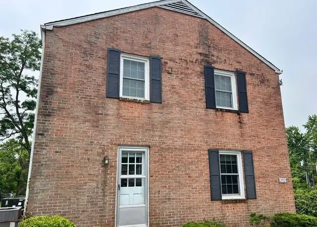Property at 2512 Plateau Rd Unit B, Charlottesville, VA, 22903, 2 beds, 1 bath, [object Object]