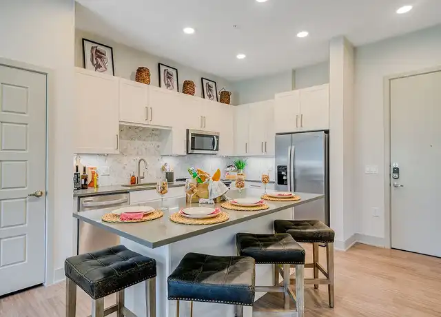 Property at Windsor Preston - 7950 Preston Rd, Plano, TX, 75024, 1-3 bed, 1-3 bath, [object Object]