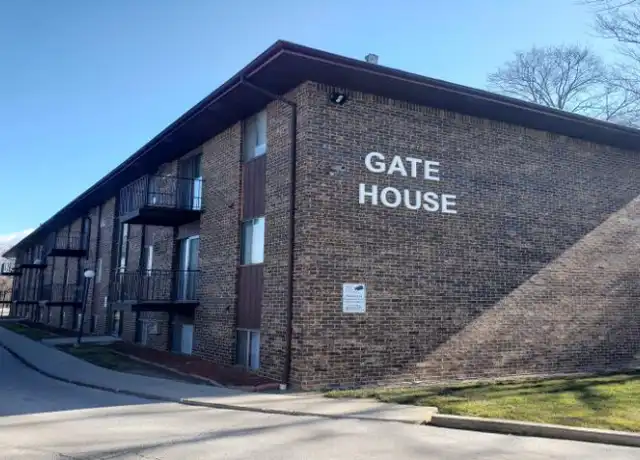 Property at 2428 Tremainsville Rd Unit 2424, Toledo, OH, 43613, 1 bed, 1 bath, [object Object]