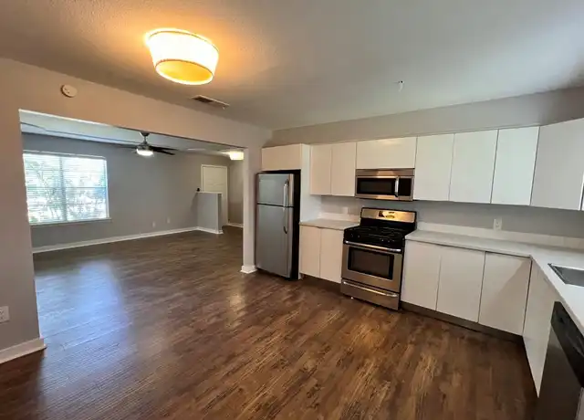 Property at 2000 Magnolia Dr, Round Rock, TX, 78664, 3 beds, 1 bath, [object Object]