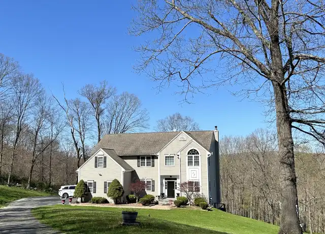 Property at 77C Long Meadow Hill Rd, Brookfield, CT, 06804, 4 beds, 3.5 baths, [object Object]